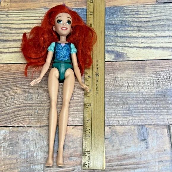 Hasbro 2018 Disney the Little Mermaid Royal Shimmer Princess Ariel Doll - Picture 3 of 6